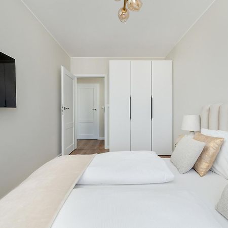 Piekny Apartament Wichrowa - 2 Sypialnie Free Garage Wroclaw By Noclegi Renters Luaran gambar